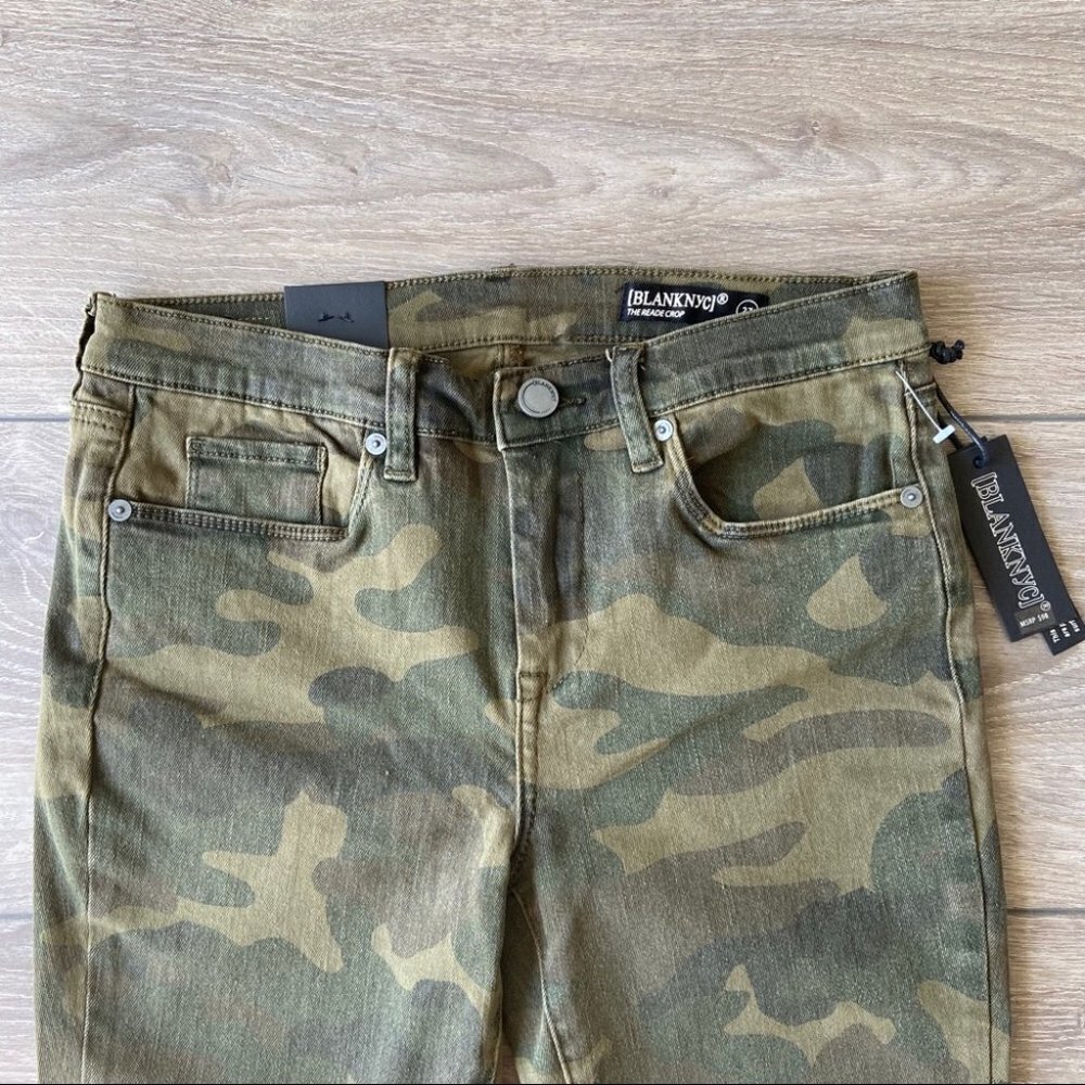 NWT BlankNYC The Reade Crop Camouflage Skinny Jean - Picture 6 of 13